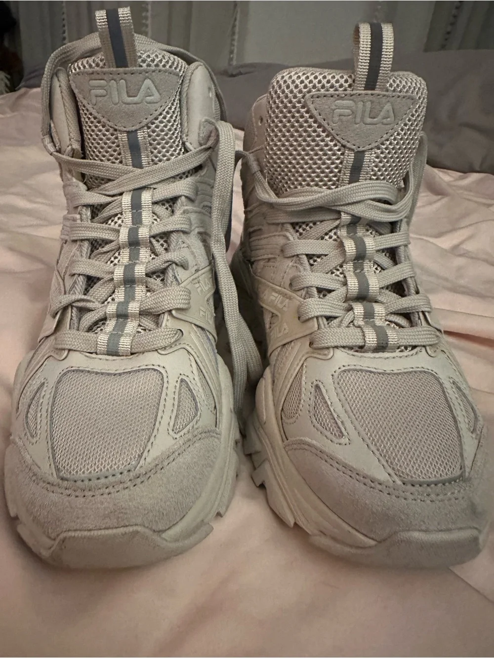 FILA | Electrove 2 High-Top Sneakers in Cream and Light Gray